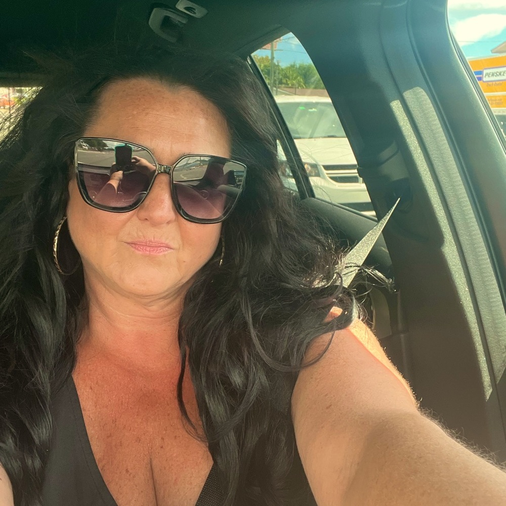 Meet your Posher, Tanya